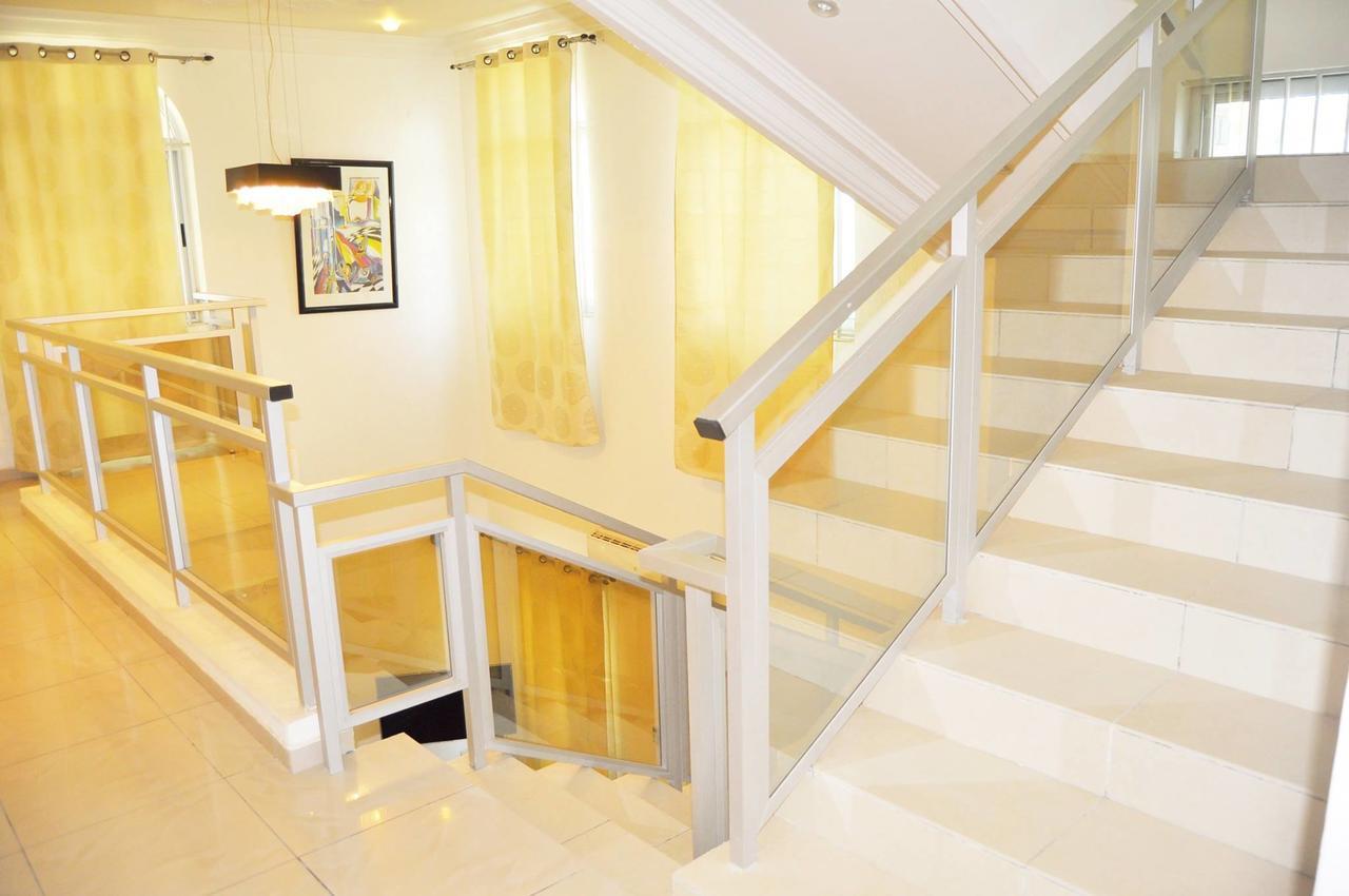 Hôtels Résidences Easy Cotonou Esterno foto