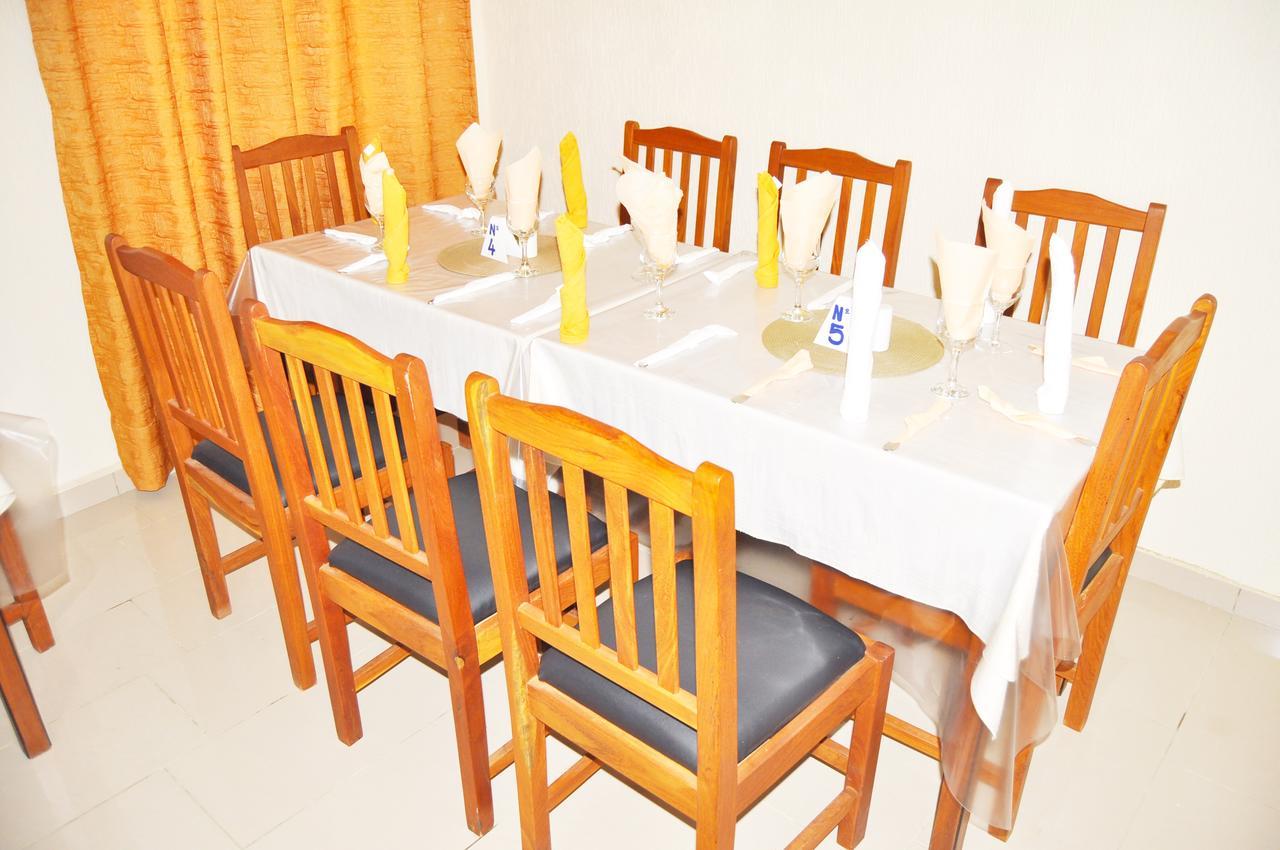 Hôtels Résidences Easy Cotonou Esterno foto
