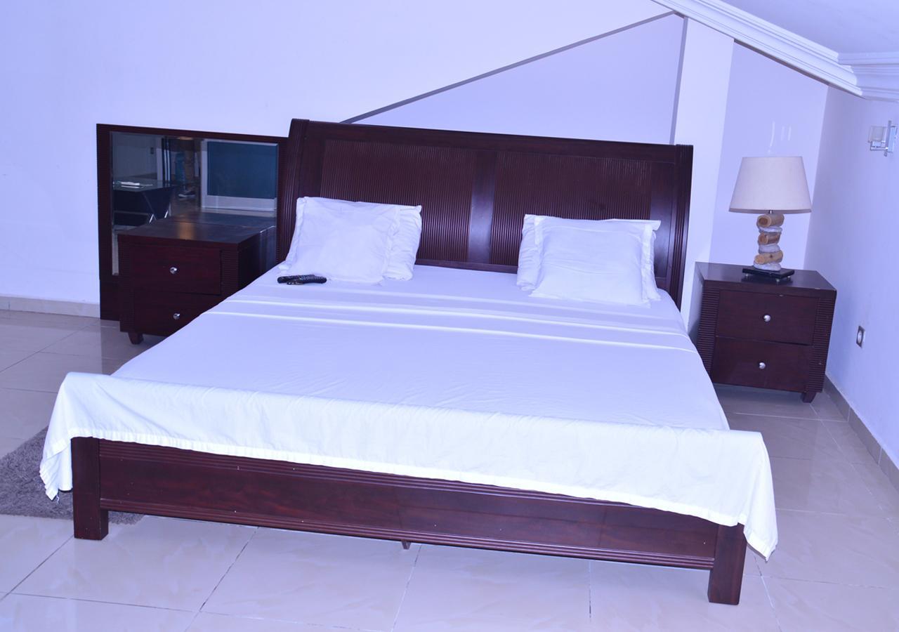 Hôtels Résidences Easy Cotonou Esterno foto