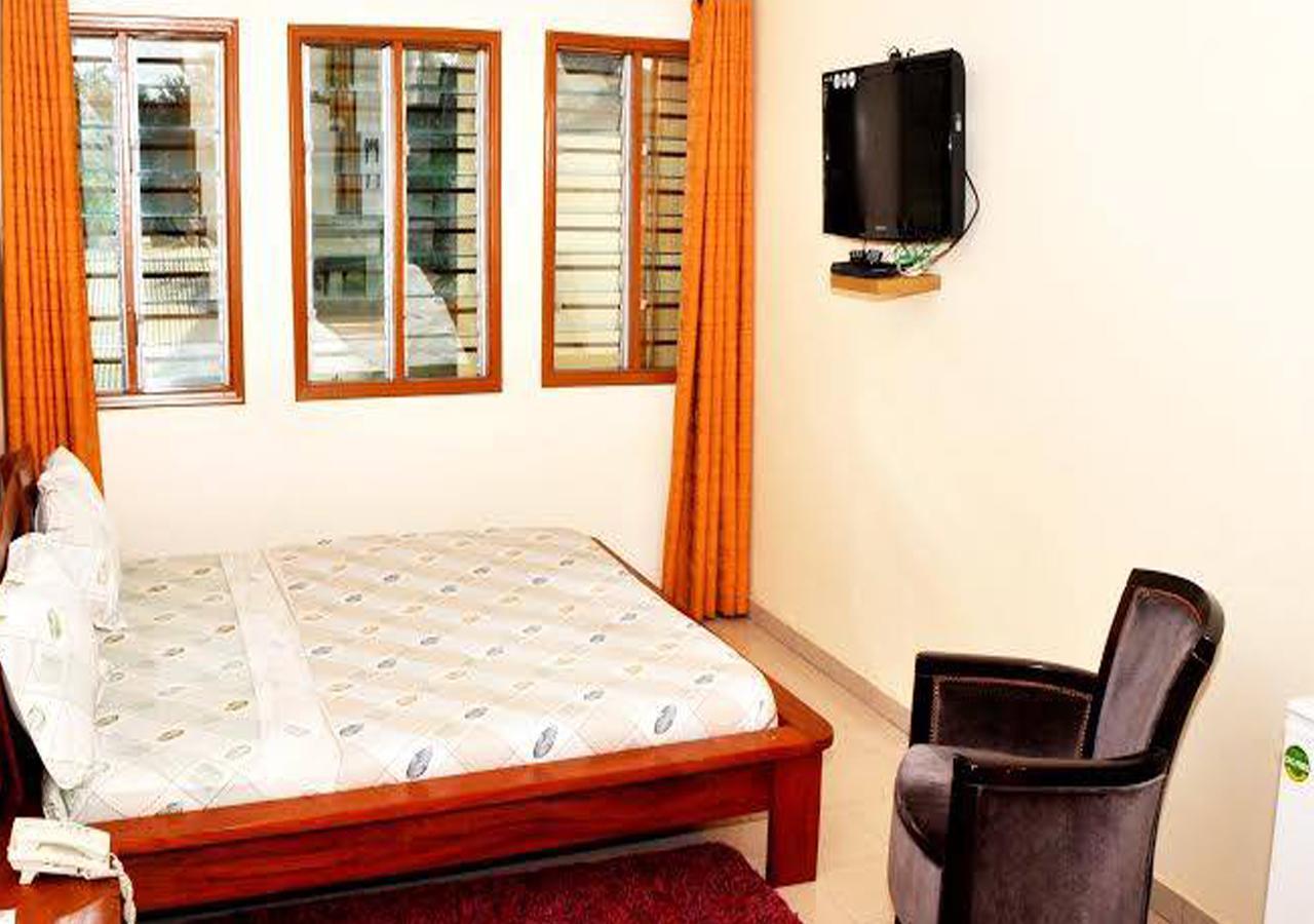 Hôtels Résidences Easy Cotonou Esterno foto