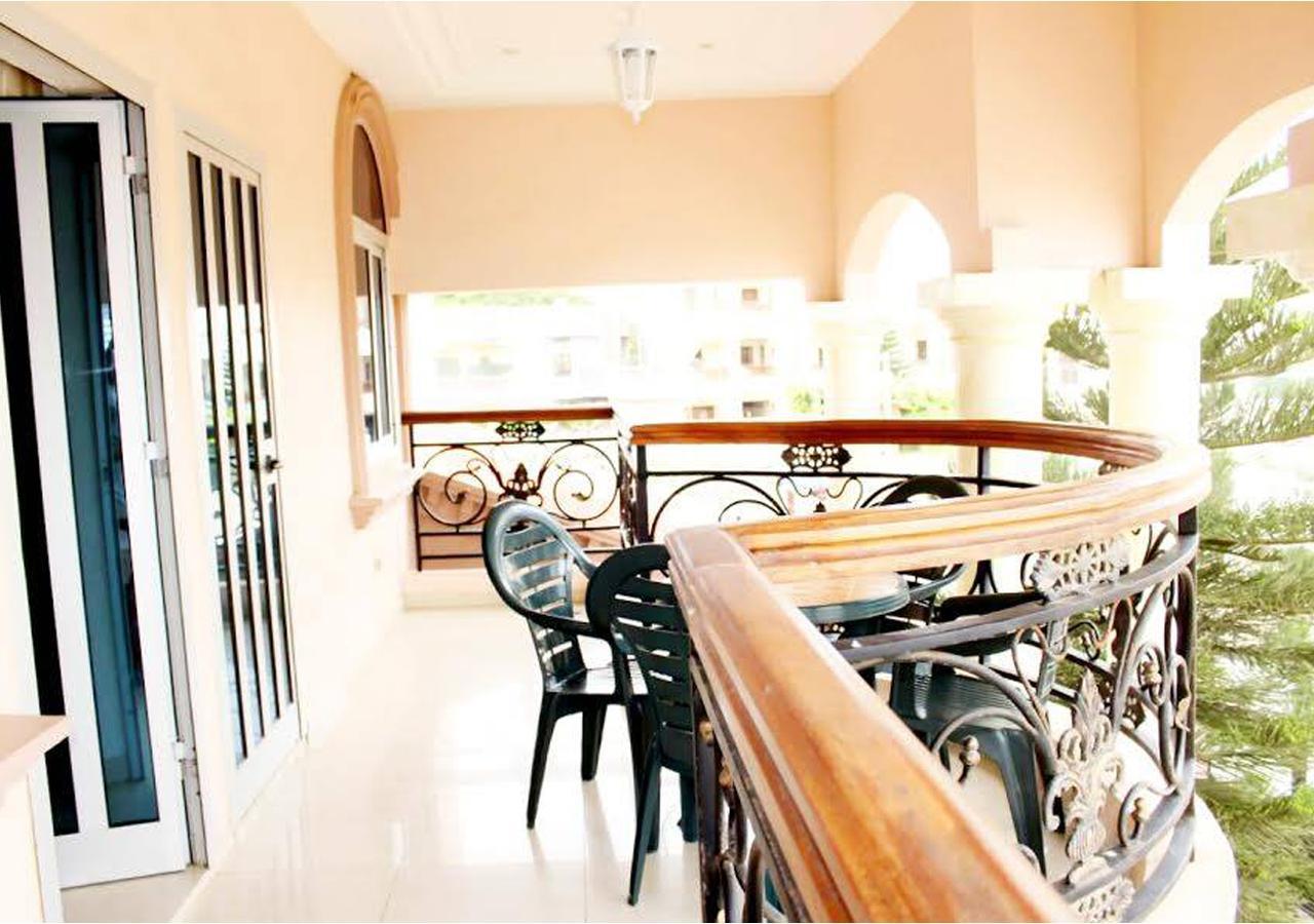 Hôtels Résidences Easy Cotonou Esterno foto