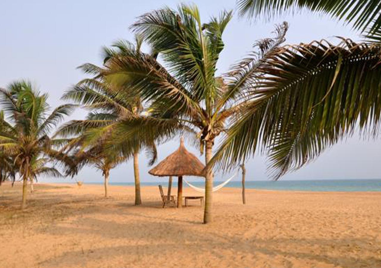 Hôtels Résidences Easy Cotonou Esterno foto
