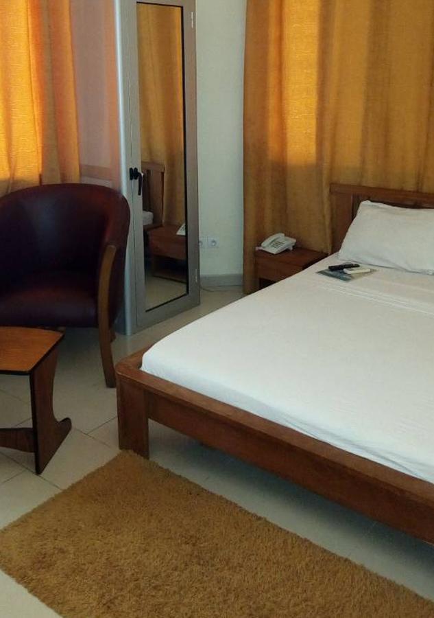 Hôtels Résidences Easy Cotonou Esterno foto