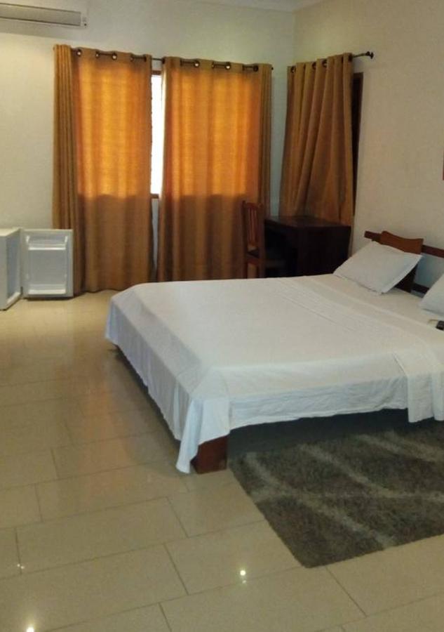 Hôtels Résidences Easy Cotonou Esterno foto