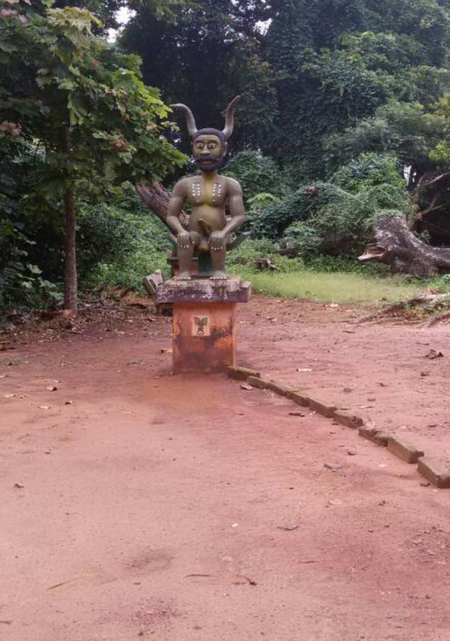 Hôtels Résidences Easy Cotonou Esterno foto